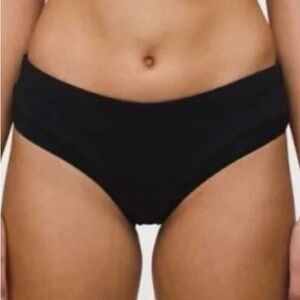 PrAna S NWT {$65} hygienic liner in place Swell Black Bikini Bottom